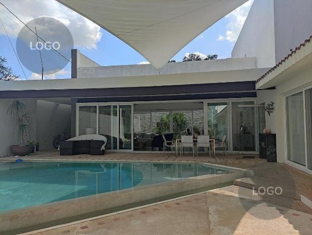 CASA EN VENTA EN MERIDA EN CLUB DE GOLF LA CEIBA