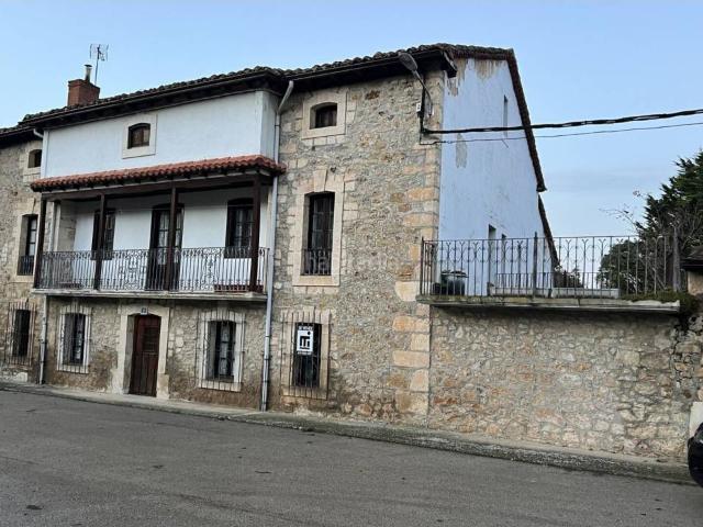 Casa en venta en Merindad de Montija. CASONA INDEPENDIENTE PARA VIVIR EN GAYANGOS MERINDAD DE MONTIJA. Casas Merindad de.
