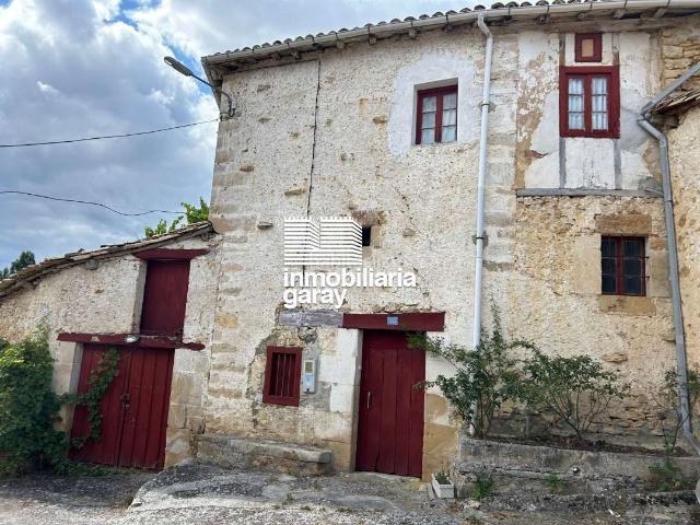 Casa en venta en Merindad de Sotoscueva. CASA CON TERRENO RÚSTICO EN MERINDAD DE SOTOSCUEVA. Casas Merindad de.