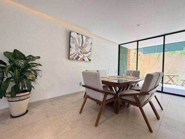 CASA EN VENTA EN METEPEC CON 4 HABITACIONES
