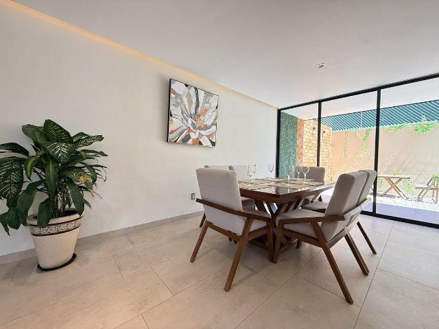 CASA EN VENTA EN METEPEC CON 4 HABITACIONES
