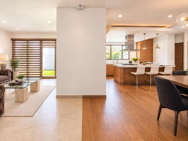 CASA EN VENTA EN METEPEC, CONDADO DEL VALLE, CON S?TANO Y JARD?N