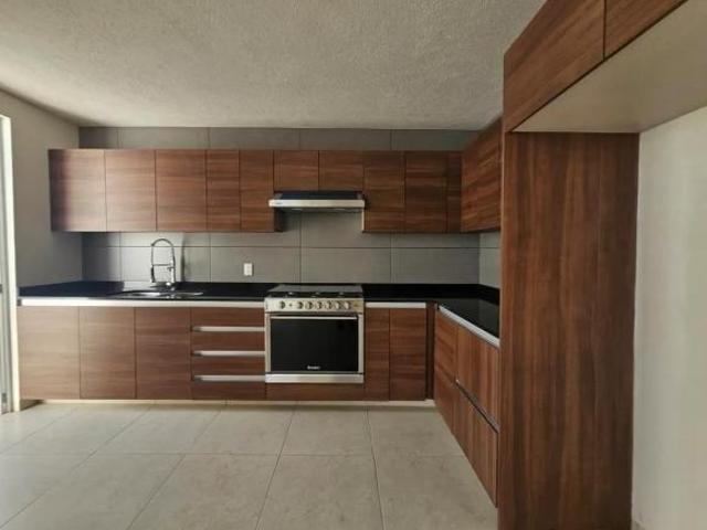 Casa en Venta en Metepec a 5 minutos del tren ALBATROS Mod Alcatraz