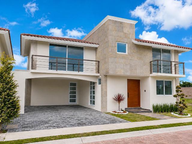CASA EN VENTA EN METEPEC, RESIDENCIAL GRAN QUINTA