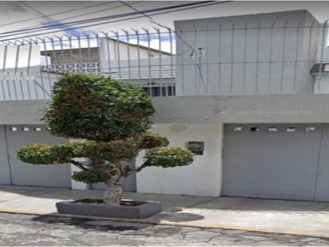 Casa en venta en Metropolitana Tercera Sección, Nezahualcóyotl, México