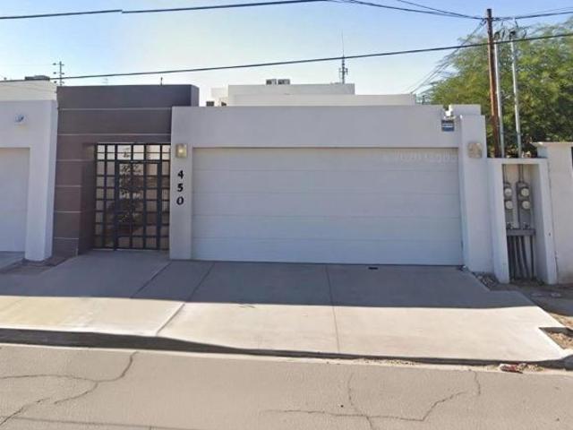 CASA EN VENTA EN MEXICALLI JUNTO A CALZADA DE LAS AMERICAS Y A UNOS MINUTOS DE LA FRONTERA