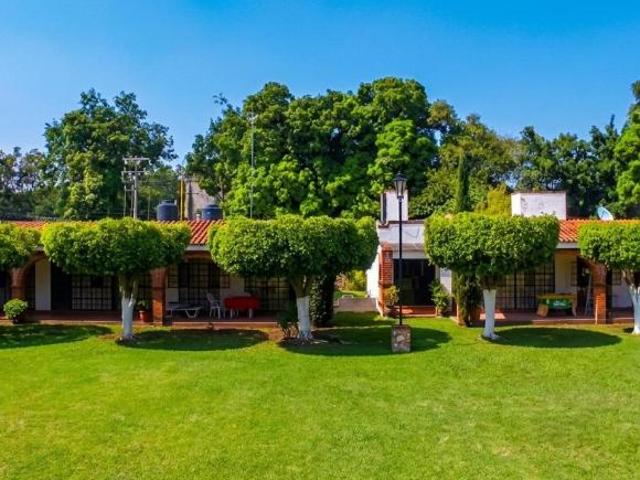 Casa en venta en Mi Pueblito, Yautepec, Morelos. Condominio horizontal. Alberca