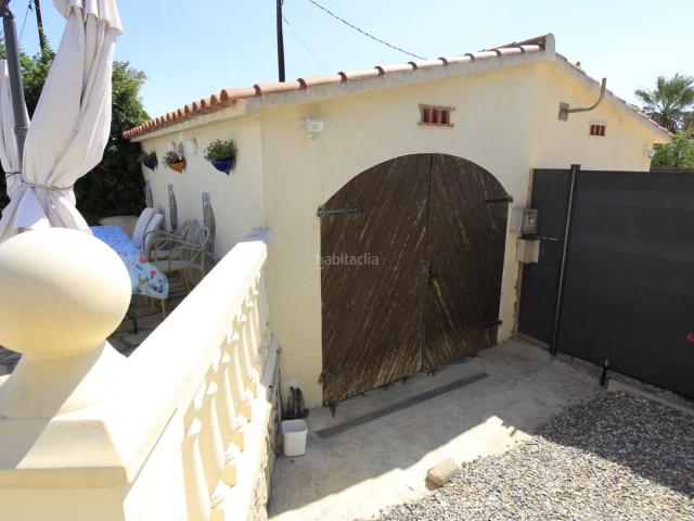 Casa en venta en Miami Platja, Centre Costa Dorada. Casa en venta en Centro, 3 dormitorios. Casas Miami.