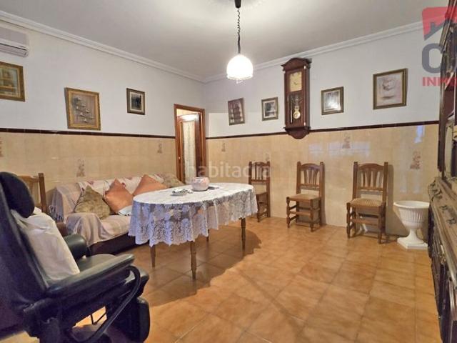 Casa en venta en Miajadas. CASA DE PLANTA BAJA, EN MIAJADAS, CON COCHERA, CUBIERTA REFORMADA. Casas.