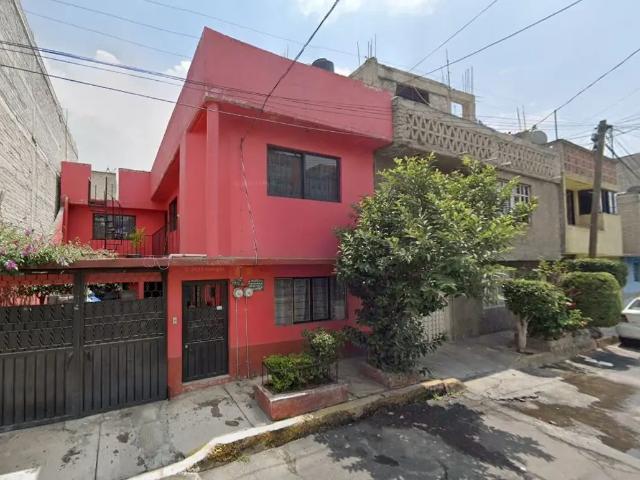 Casa en venta en Miguel de la Madrid Hurtado, Iztapalapa, Ciudad de México