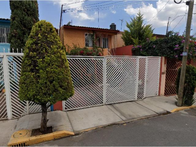 Casa en venta en Miguel Hidalgo, Tláhuac, Ciudad de México