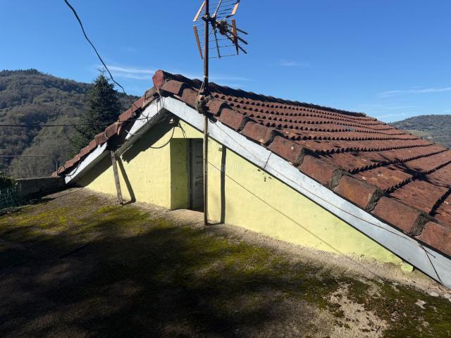 Casa en venta en Mieres, Zona Rural. Casa con terreno, huerto y vistas al valle por 119.000 en Mieres. Casas.