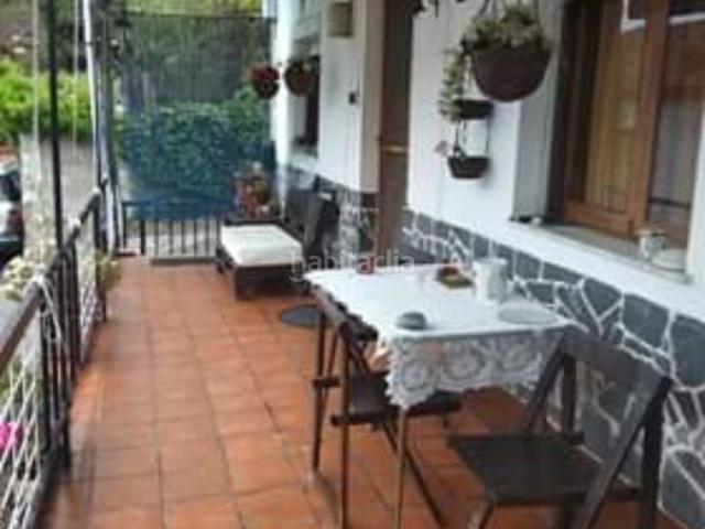Casa en venta en Mieres, Zona Rural. Casa independiente con dos cocheras, muy soleada con vistas. Casas.