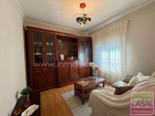 Casa en venta en Mieres, Requejo Rozaes Oñón. Casa de planta baja en Arriondo, se distribuye en dos dormitorios, salon, cocina, baño y despensa. A menos de un kilometro del cen. Casas.
