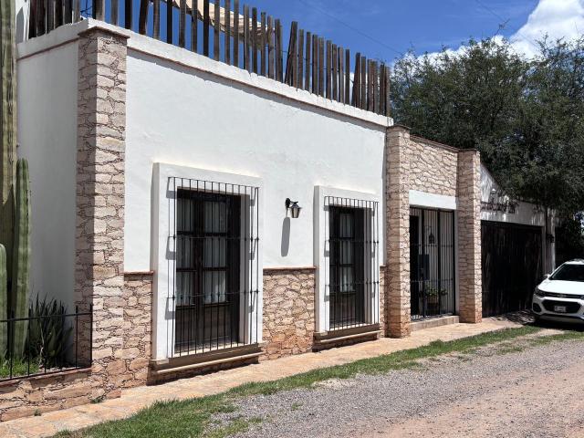 CASA EN VENTA EN MINERAL DEL POZOS, GUANAJUATO