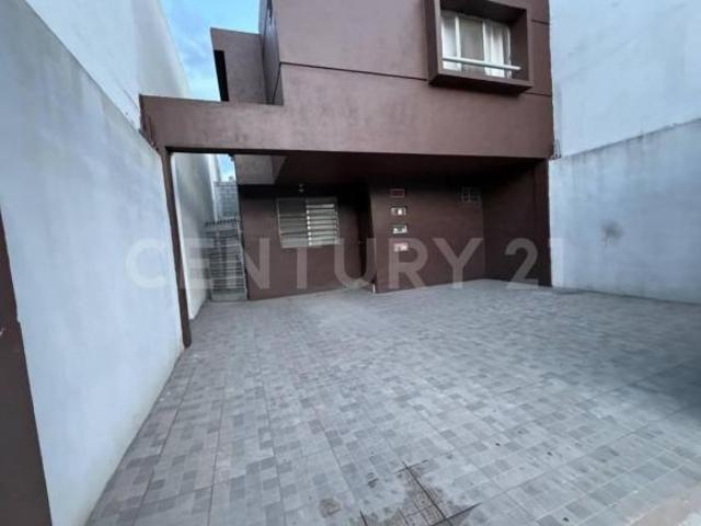 CASA EN VENTA EN MISION DE SANTA CATARINA, SANTA CATARINA, NUEVO LEÓN