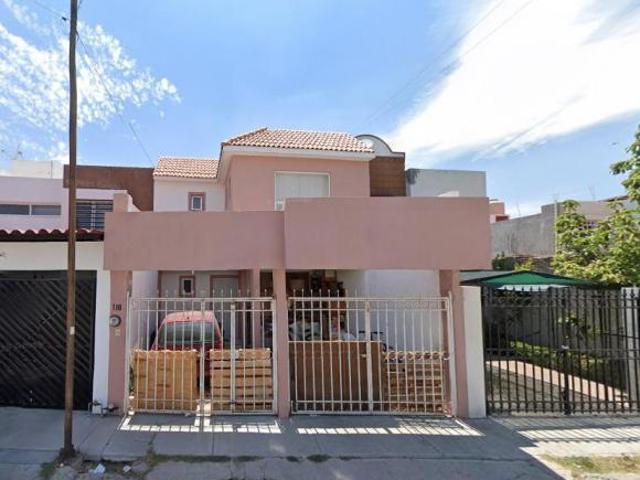 CASA EN VENTA EN MISION DE SAN PATRICIO 118 COLONIA LA MISION CELAYA GUANAJUATO
