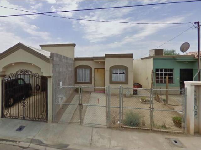 Casa en venta en Misión del Valle, Mexicali, Baja California