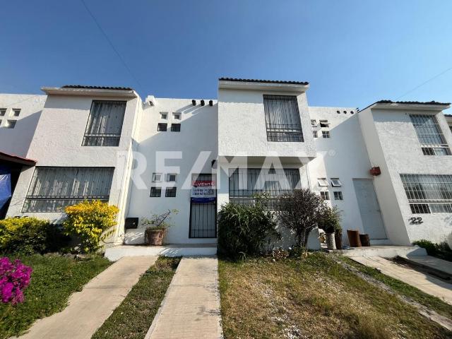 CASA EN VENTA EN MISIÓN MARIANA
