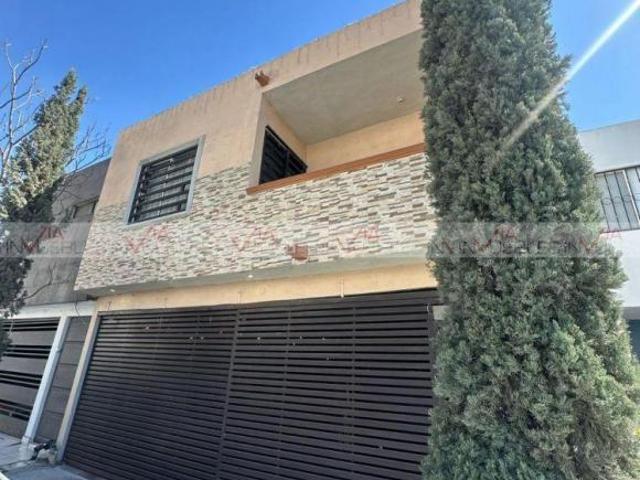 Casa en venta en Misión Santa Catarina