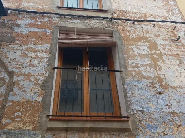 Casa en venta en Miravet Costa Dorada. OPORTUNIDAD CASA A REFORMAR EN CENTRO HISTORICO DE MIRAVET. Casas.
