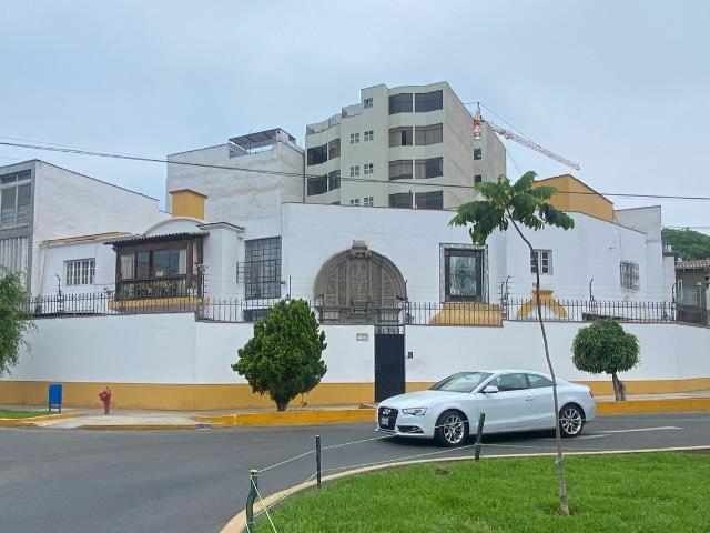 Casa en venta en Miraflores a $1,400,000