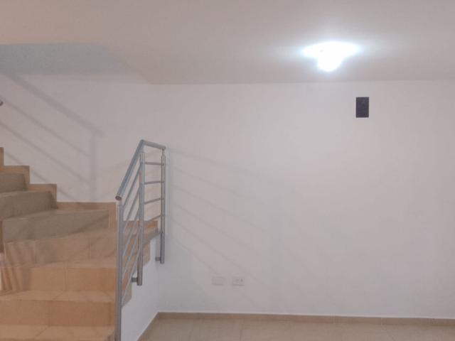 CASA EN VENTA EN MITRAS PONIENTE, SECTOR MÁLAGA | GARCÍA, N.L