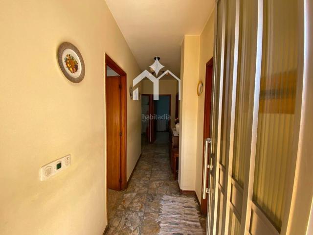 Casa en venta en Moaña. Casa en pleno centro de Moaña, jardín y garaje en el corazón de Moaña. Casas.