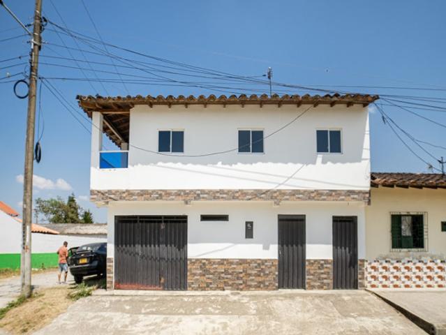 Casa En Venta En Mogotes En Barrio Los Amigos V306482