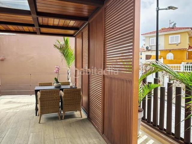 Casa en venta en Mogán, Arguineguín. Exclusiva villa de diseño con piscina privada. Casas.