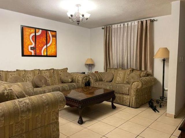 CASA EN VENTA EN MODERNA, ENSENADA, BAJA CALIFORNIA
