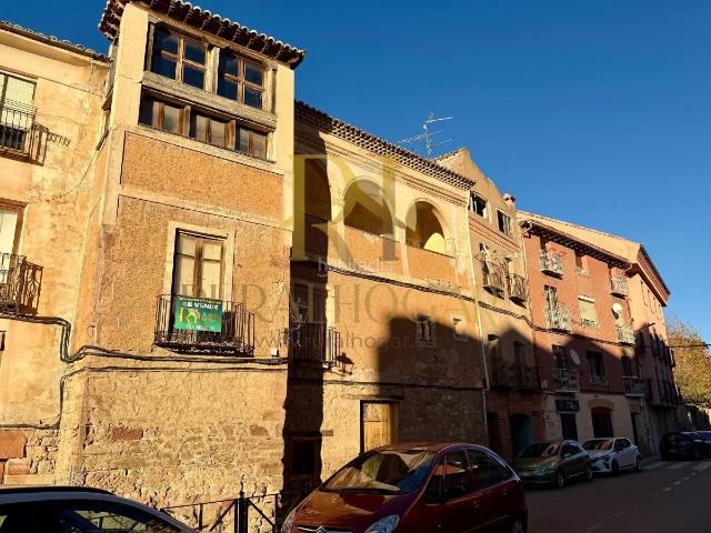 Casa en venta en Molina de Aragón. MOLINA DE ARAGÓN: Casa con tejado y forjados completamente Nuevos!. Casas Molina de.