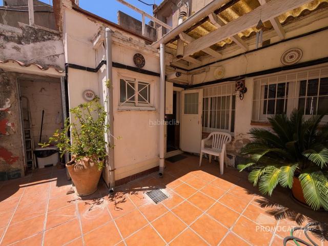 Casa en venta en Molins de Rei. Casa de pueblo para reformar en Molins de Rei. Casas Molins de.