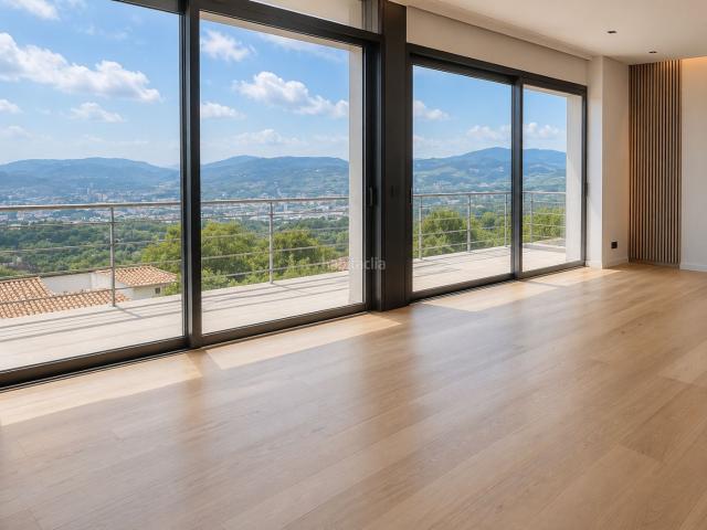 Casa en venta en Molins de Rei. vivienda unifamiliar de obra nueva en construcción en Molins de Re. Casas Molins de.