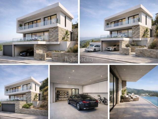 Casa en venta en Molins de Rei. vivienda unifamiliar de obra nueva en construcción en Molins de Re. Casas Molins de.