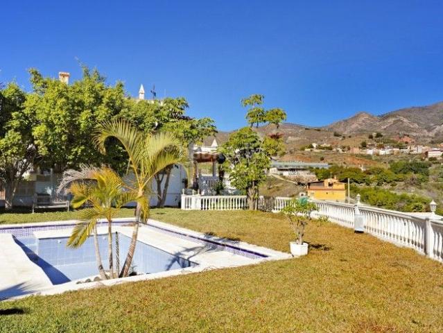 Casa en venta en Molvízar. Casa en Venta en Molvízar, Granada. Casas.
