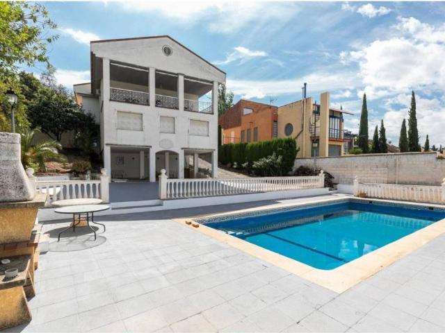 Casa en Venta en Monachil