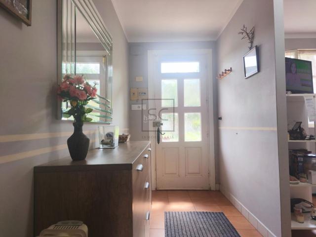 Casa en venta en Monfero. Casa con finca y bodegas en Monfero. Casas.