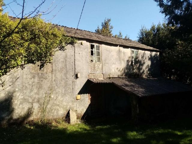 Casa en venta en Monfero. Monfero maravillosa casa con finca para restaurar. Casas.