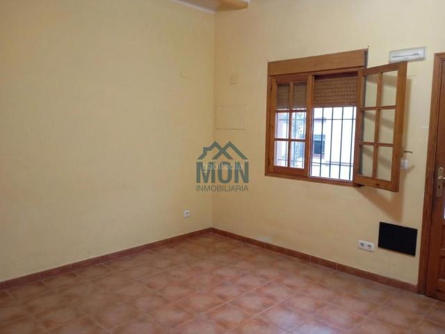 Casa en venta en Monserrat. Casa de pueblo en Montserrat. Casas.