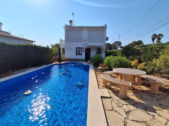 Casa en venta en Mont roig del Camp, El Casalot Costa Dorada. Casa de 138m con piscina privada en Urb. Via Marina. Casas Mont roig del.