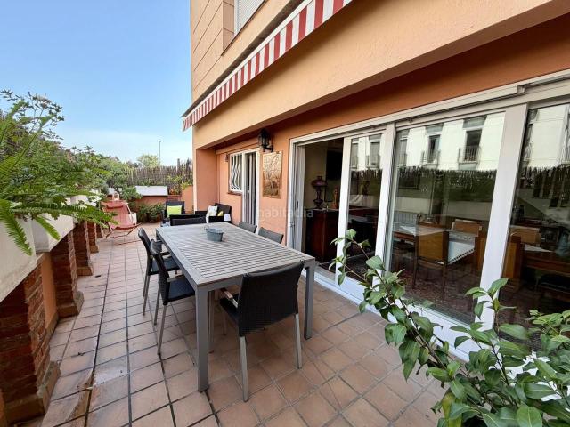Casa en venta en Montcada i Reixac, Montcada Centre La Ribera. EXCLUSIVA CASA EN VENTA EN PLENO CENTRO DE MONTCADA. Casas Montcada i.