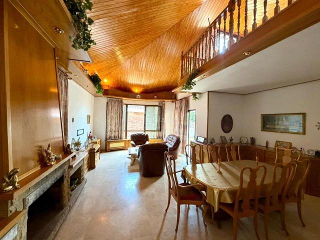 Casa en venta en Montcada i Reixac, Reixac Vallensana Baixa. MAGNÍFICA CASA EN VENTA EN VALLENSANA. Casas Montcada i.