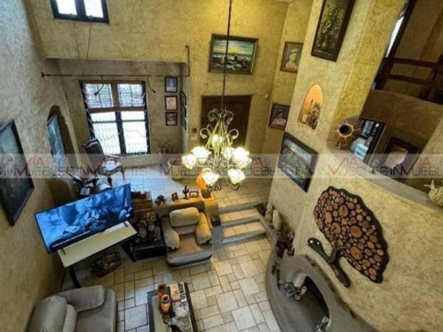 Casa en venta en Montecasino