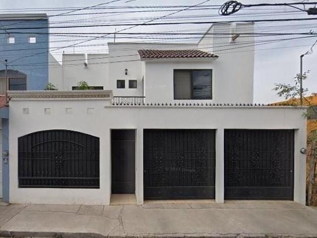CASA EN VENTA EN MONTEBELLO AGUAS CALIENTES