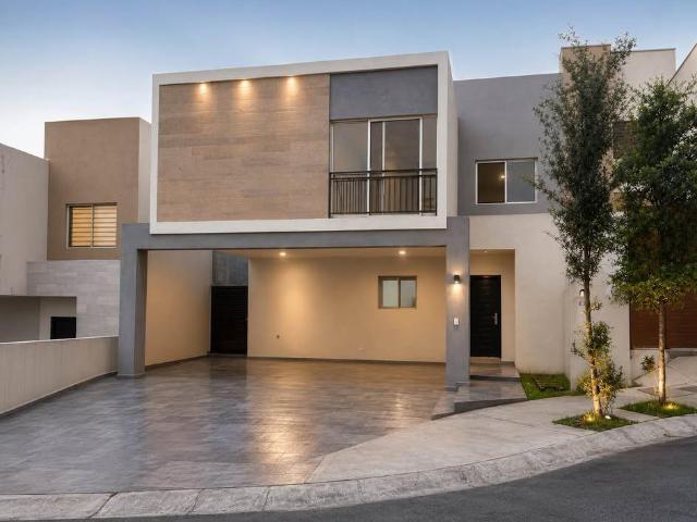 CASA EN VENTA EN MONTELEVA DOMINIO DOMINIO CUMBRES