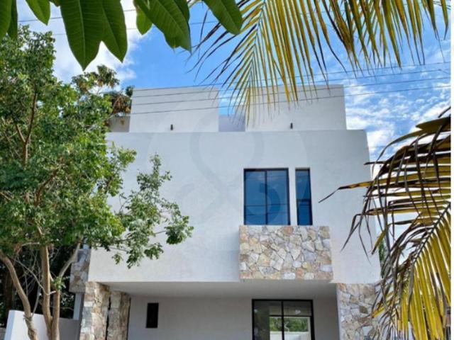 Casa en venta en Montes de Ame 3 Rec?maras