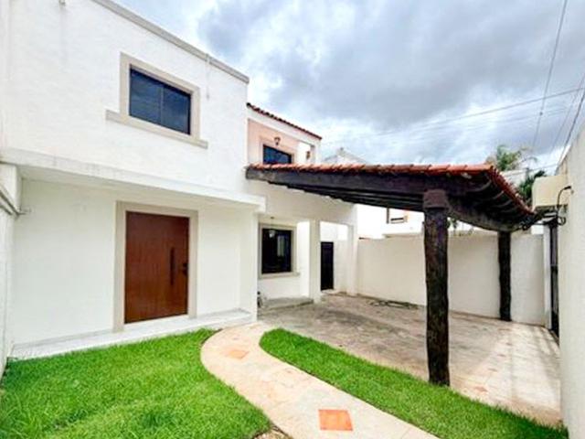 Casa en Venta en Montes de Ame REMODELADA | BBC |