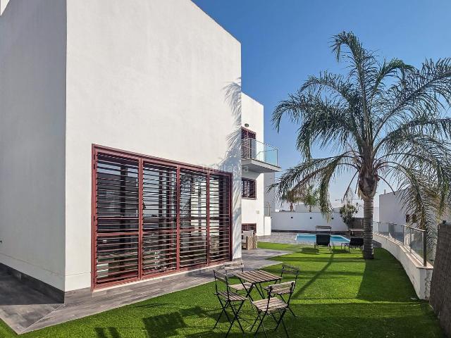 Casa en venta en Montequinto, Olivar de Quintos. Casas.