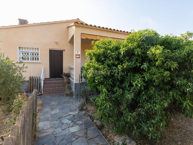 Casa en venta en Montmell El. Casa en venta en El Mirador del Penedès. Casas Montmell.
